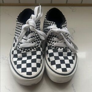Kids Vans Black and White Checkered Sneakers Classic Canvas Low-Top